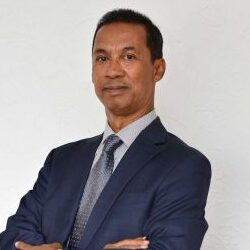 Directeur Exécutif Alain Liiva Raharijaona