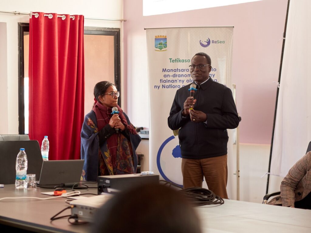 ANUKUR Luther Bois, Directeur régional de l’UICN Afrique