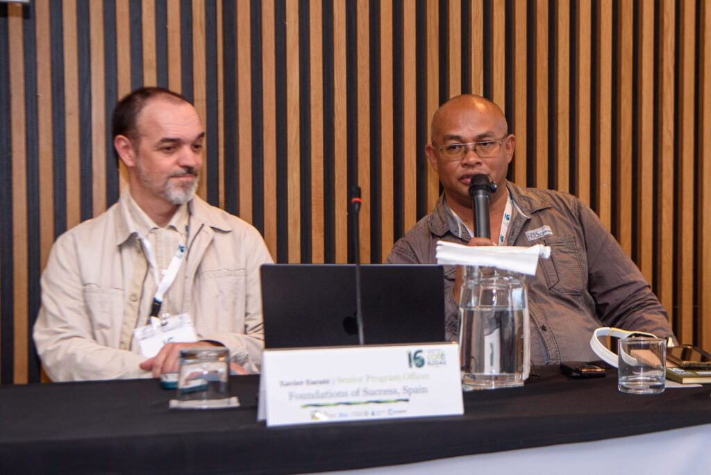 Xavier Excuté, Senior Program Officer de FOS et Ranto Randriantsoa, Directeur des Programmes et Impacts de la FAPBM à Bissau