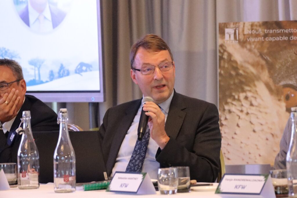 M Jochen Harnisch – Chef de division Biodiversité et Agriculture pour l’Afrique de l’Ouest, l’Afrique de l’Est et Madagascar à la KfW, lors de la Réunion annuelle des contributeurs 2026